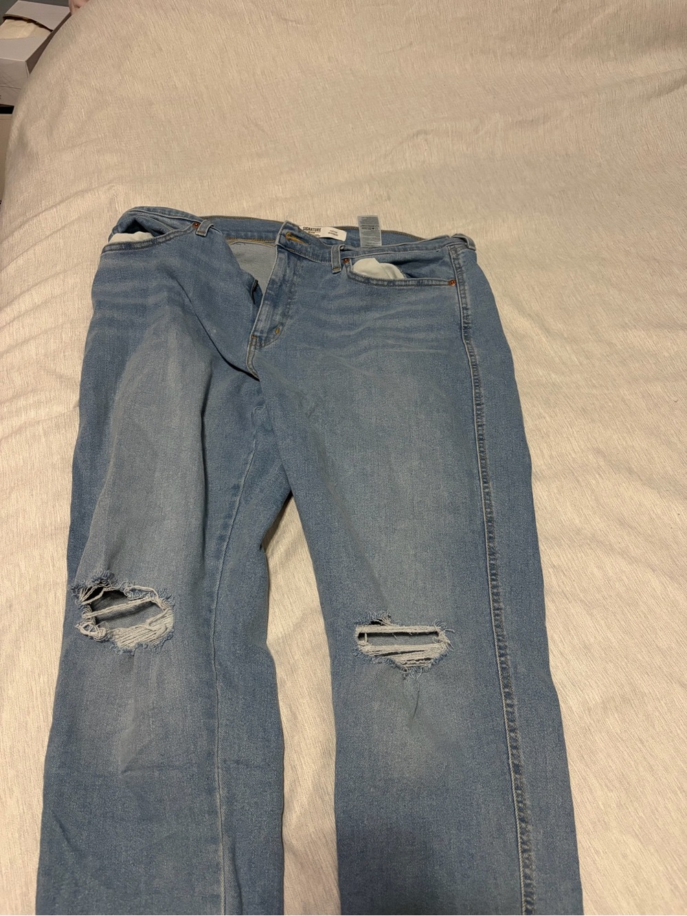 Levi's Light Blue Denim Jeans with Yellow Stitching